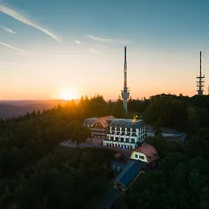 מלון Berggasthof Koenigstuhl ****